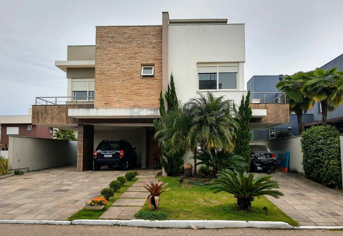 Casa 04 Dorm.