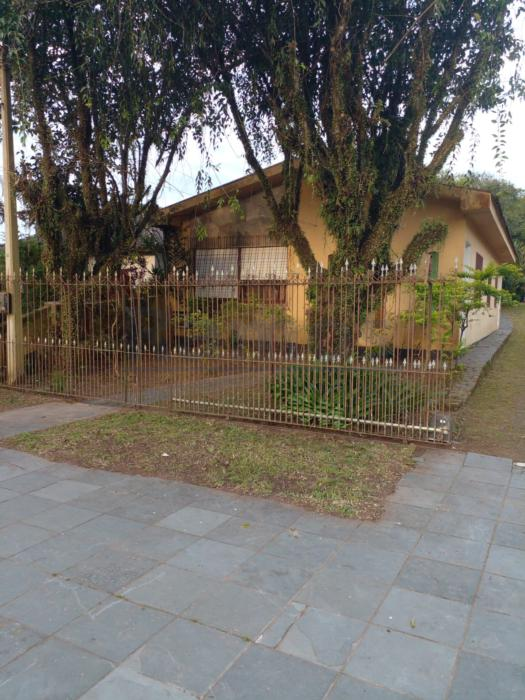 Casa 03 Dorm.