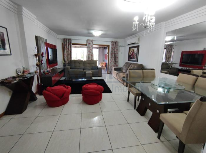 Apartamento 03 Dorm.
